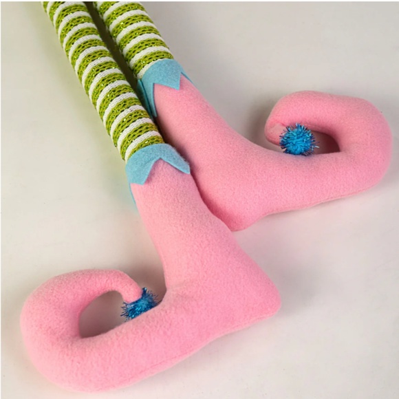 Whimsical Plush Elf Wreath Kit – 3-Piece Pre-Wired Set - Picture 5 of 9